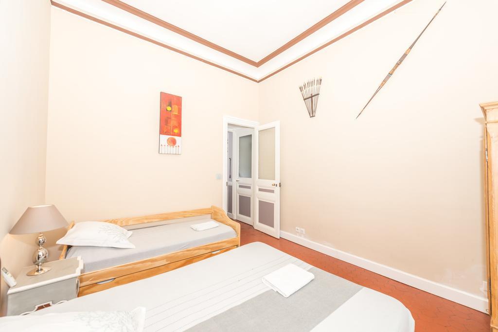 Apartmán Maam - Bugeaud Marseille Pokoj fotografie